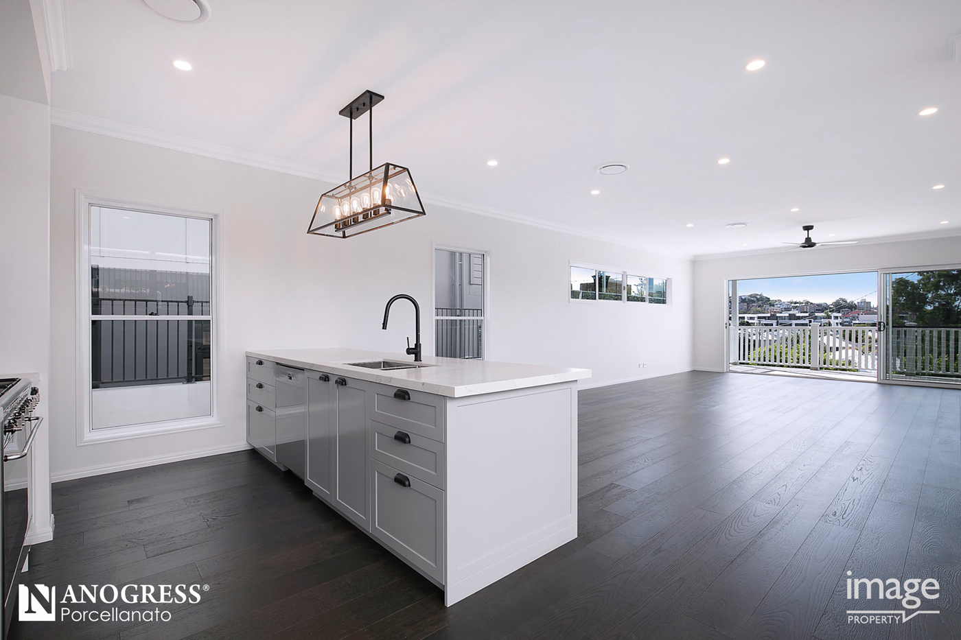 Brisbane white house